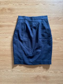 H and top m navy skirt