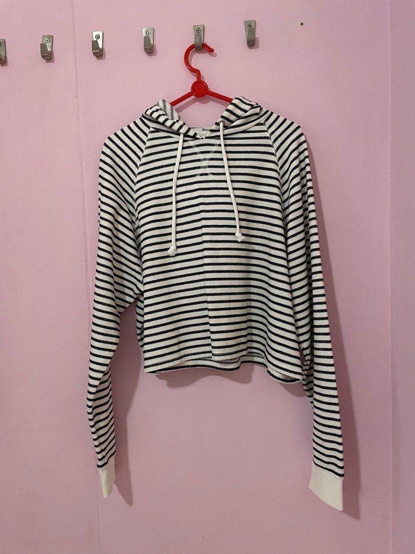 H&m striped hoodie online