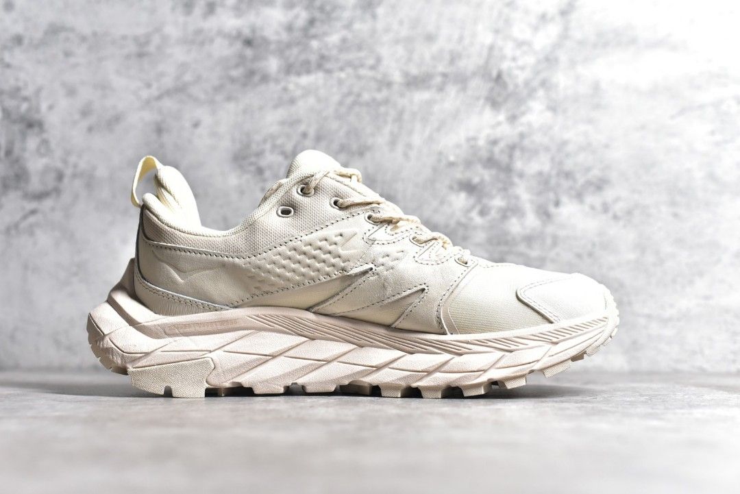 Hoka one one beige sale