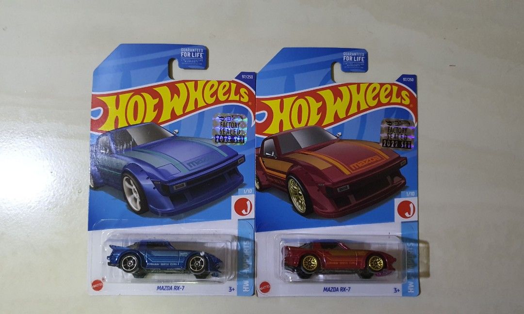 HOTWHEELS RX7 lot (Category: Vehicle & Diecast Models) located in Singapore. Submitted by MHR_27 (Listing ID 1282979110, Image 1). Description: Hotwheels Mazda RX7 Factory Sealed lot. Lot price: $35 First come first serve basis 🤗 Only accepting Paynow/Paylah/Cash! Item sold will not be exchangeable/refundable/returnable. Self Collection @ Sembawang Delivery available @ $8 (islandwide) Tags: #Hotwheels #JayLeno #CarCulture #Mercedes #300SL #Lambo