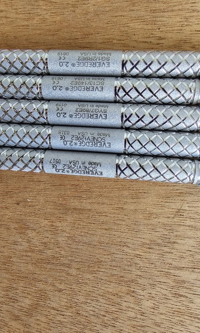 Hu friedy Curattes and Scalers (Category: Medical Supplies & Tools) located in Manila. Submitted by nasser320 (Listing ID 1282908554, Image 2). Description: Available Hu-Friedy Everedge 2.0 ✨SC13/14 Columbia Universal curette ✨Gracey curatte 1/2 for Anterior ✨Nevi 4 Ideal for heavy Posterior interproximal deposits ✨SYG7/8 YOUNGER GOOD UNIVERSAL CURETTE ✨NEVI 2 GOOD AS NEW ✨PRICE 1500 PESOS EACH.