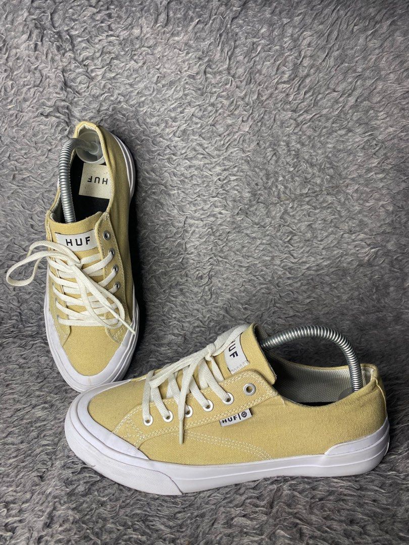 HUF WORLDWIDE Men s Fashion Footwear Sneakers on Carousell