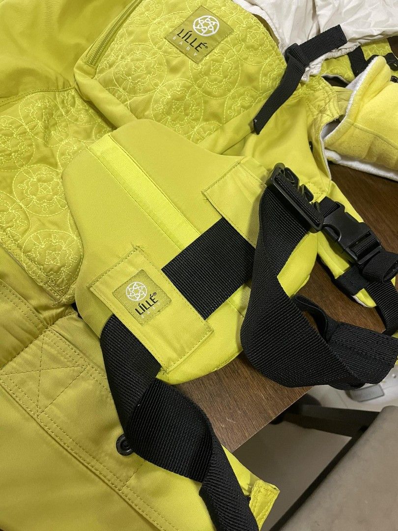 Lillebaby hotsell embossed citrus