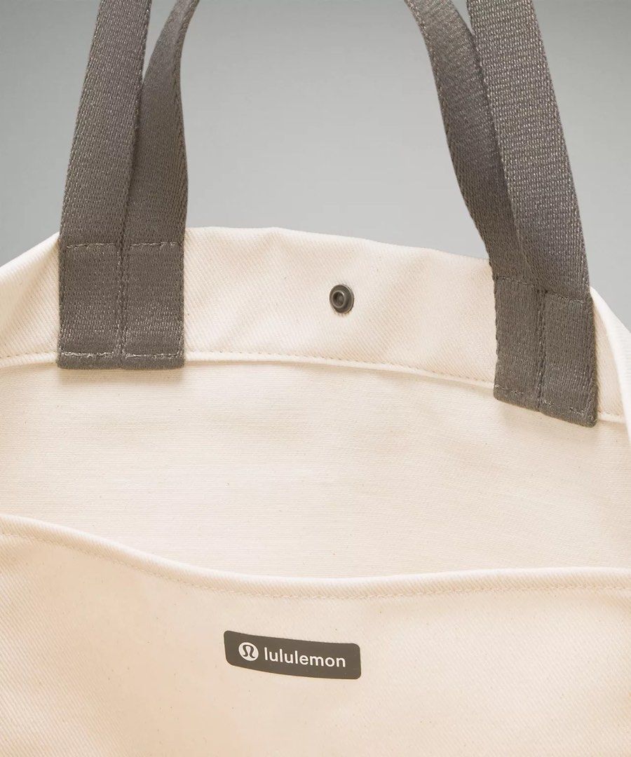 Lululemon Reusable Tote Bags Authentic, Women's Fashion, Bags & Wallets,  Tote Bags on Carousell