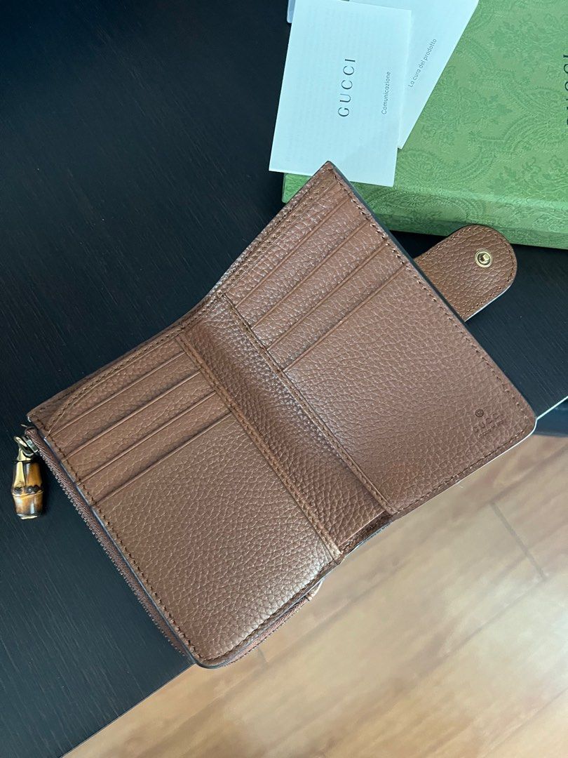 Gucci double g wallet shop