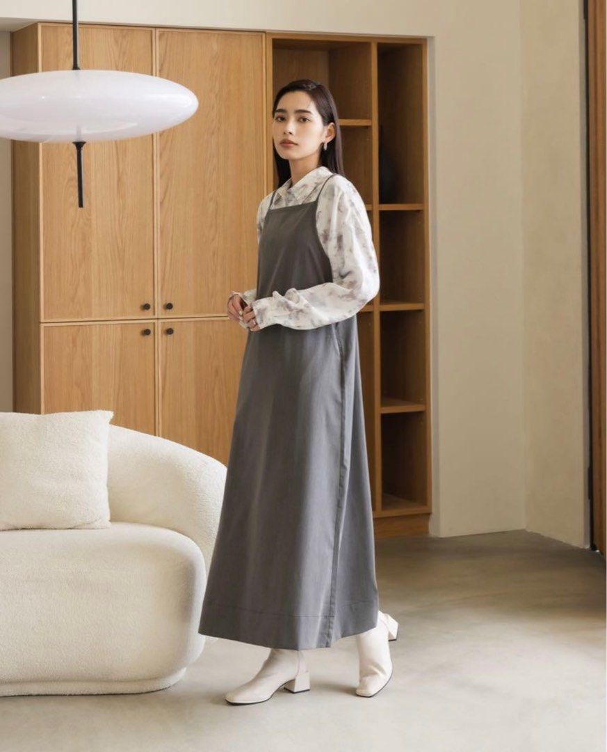 Q dress sale