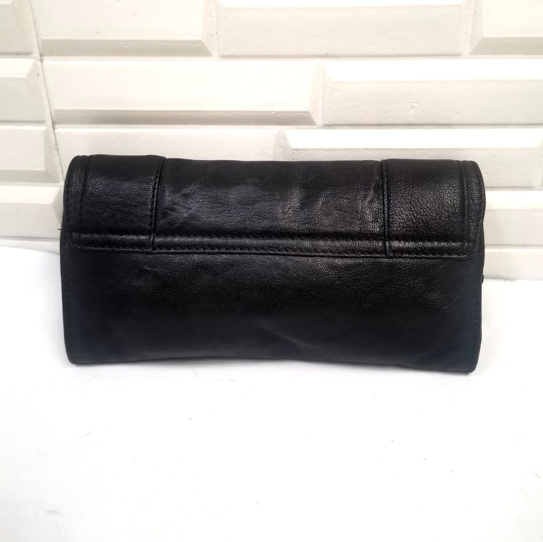 Michael kors online black leather clutch