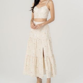 (Category: ) located in . Submitted by shoptique (Listing ID 1282855172, Image 1). Description: .