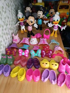 Minnie mouse dress up doll 2025