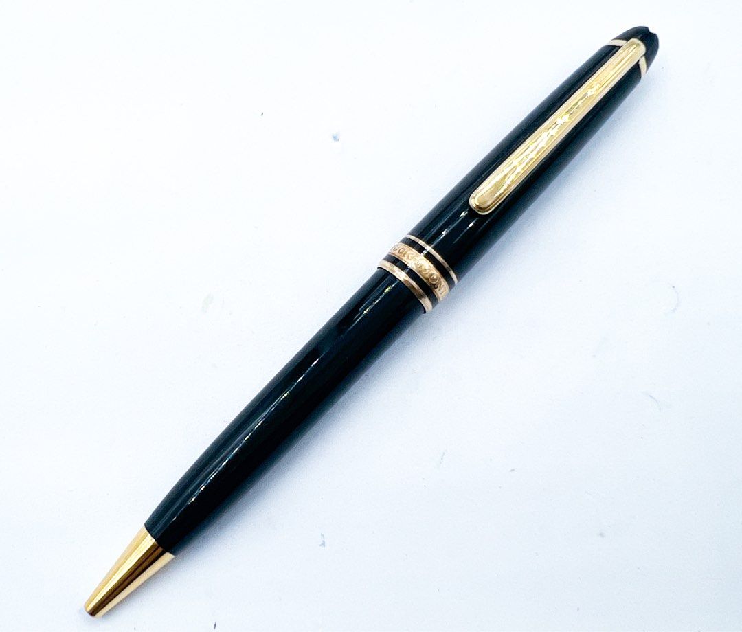 Montblanc meisterstuck classique black sales gold trim ball pen