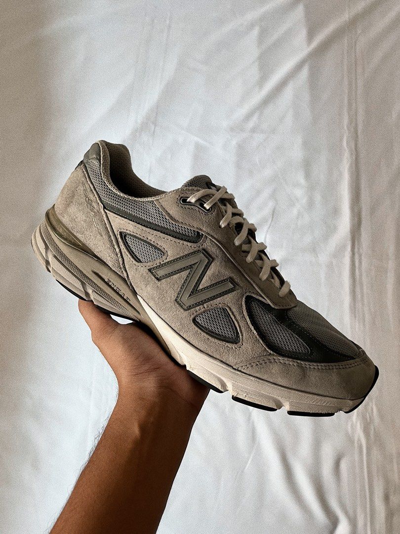 New Balance 990