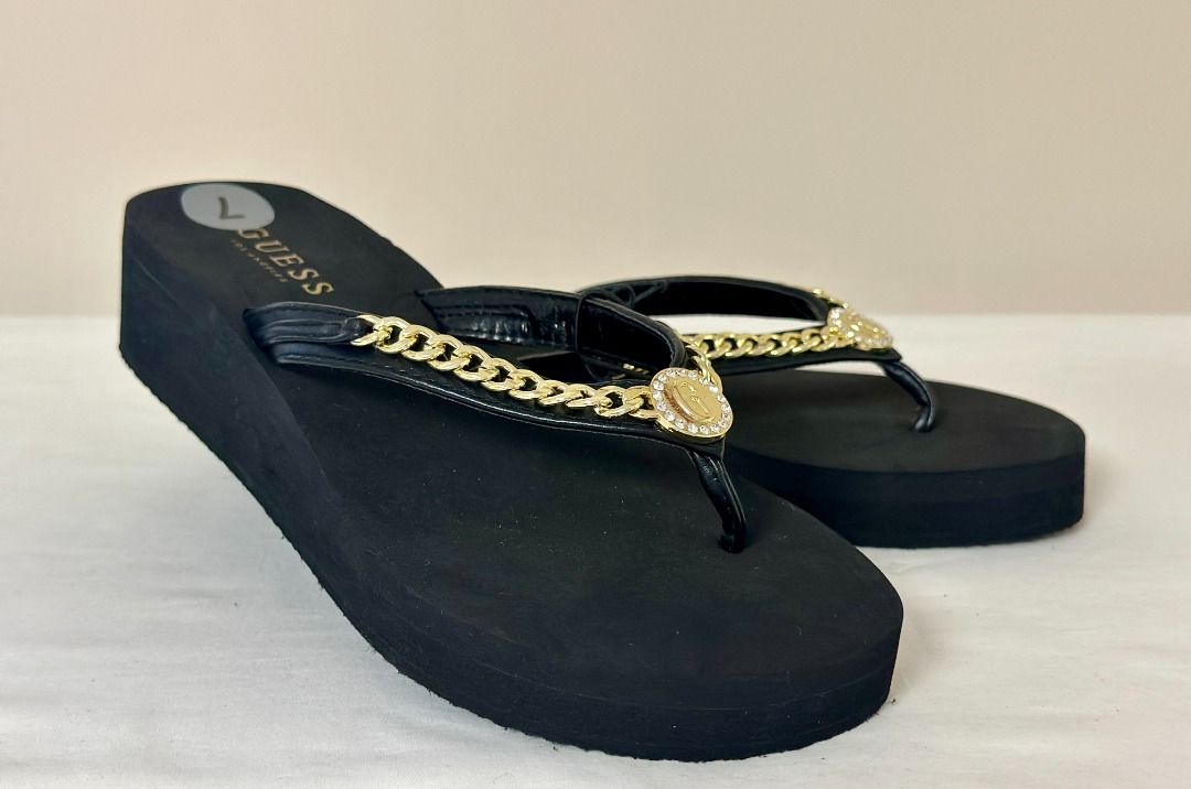 Sandals clearance guess sale