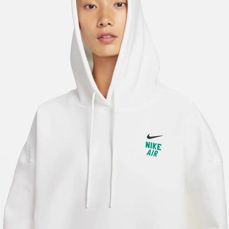 White womens hot sale nike sweatshirt