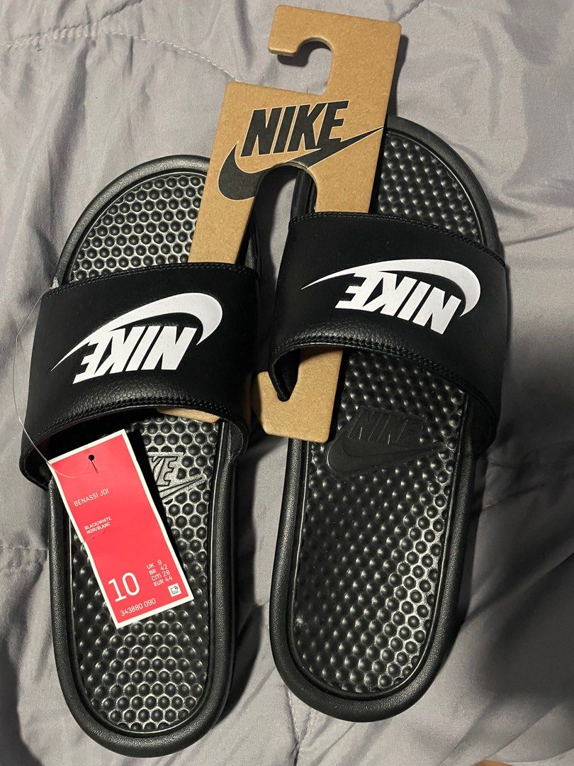 Nice discount nike slides