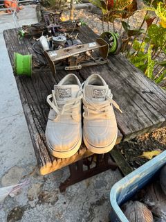 Nike janoski 42 best sale