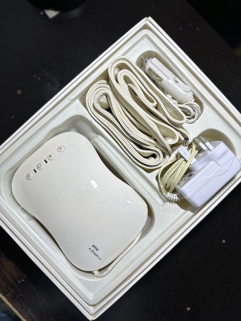 Oto e-Shape (Category: Body Care) located in Singapore. Submitted by mbsia (Listing ID 1282966347, Image 2). Description: Oto e-Shape machine, complete set.