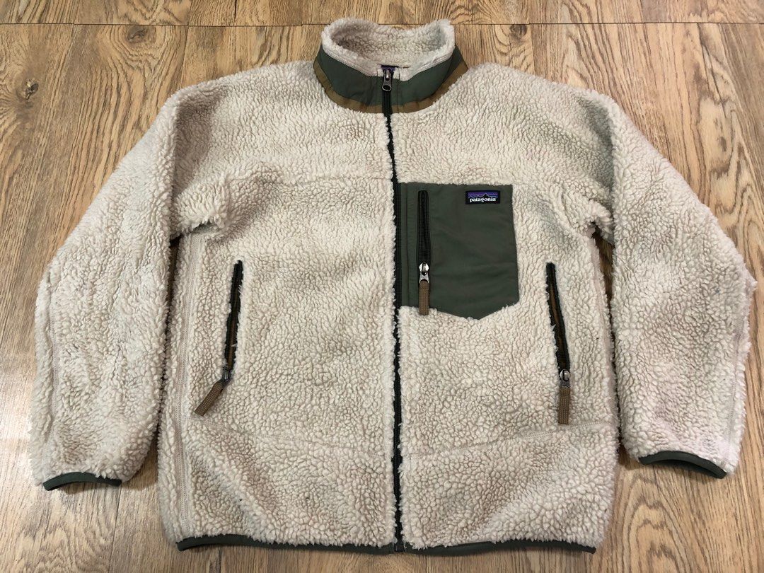 Patagonia cream fleece top