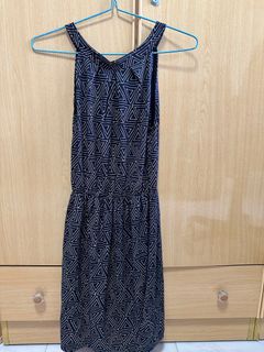 (Category: ) located in . Submitted by shopaholic_23 (Listing ID 1282841058, Image 1). Description: .