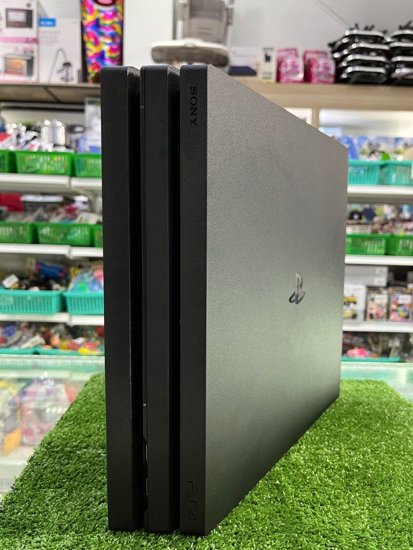 Ps4 pro retail hotsell