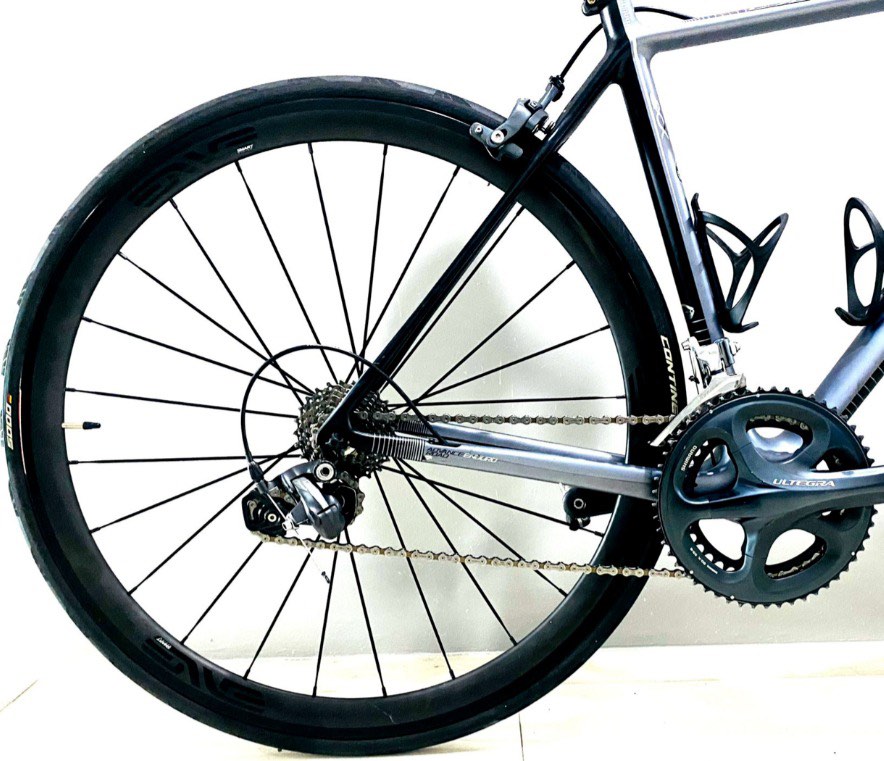 Polygon carbon road outlet bike