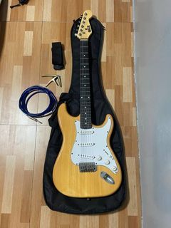Pulse Stratocaster Electric Guitar (Set) w/ amplifier