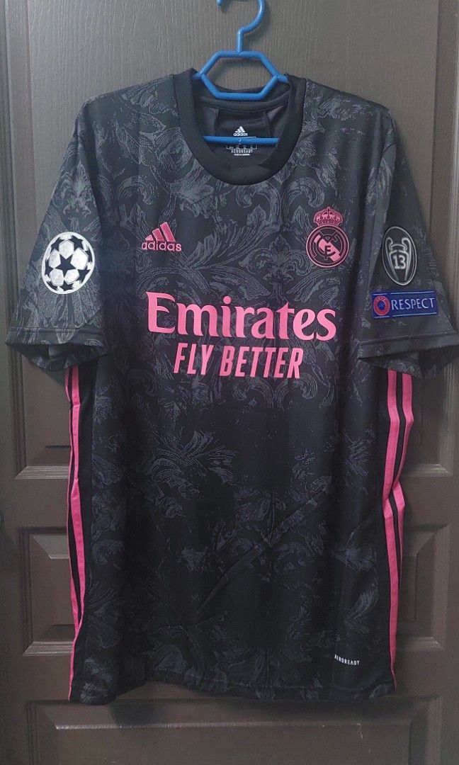 Jersey real madrid full patch on sale