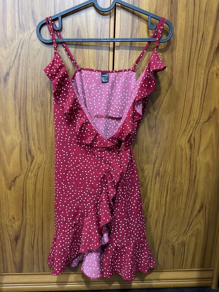 Red polka dot discount ruffle wrap dress