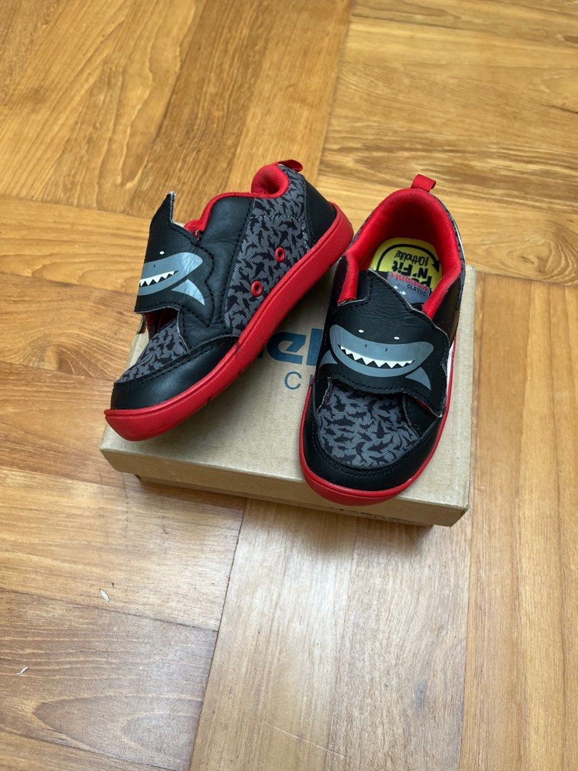 Reebok shark shoes sale