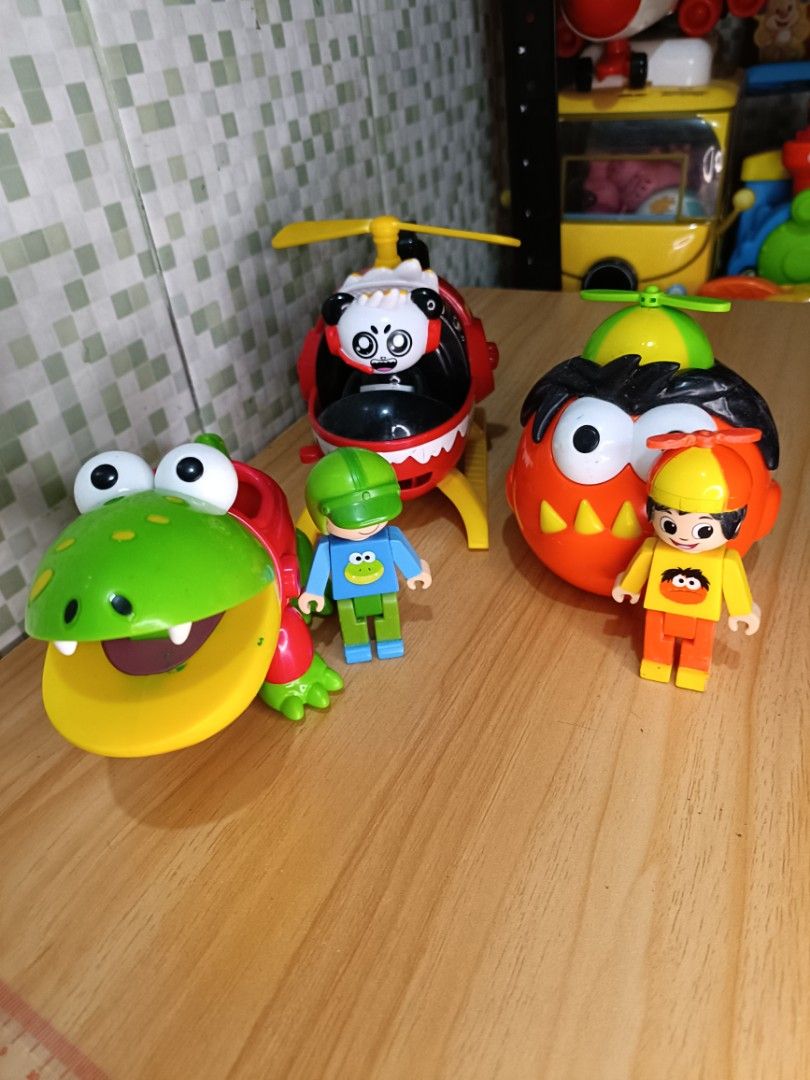 Ryan's world playset (Category: Kids Toys) located in Iligan City. Submitted by shehabdor98515 (Listing ID 1282818017, Image 2). Description: sold as bundle‼️ per piece 380 each.