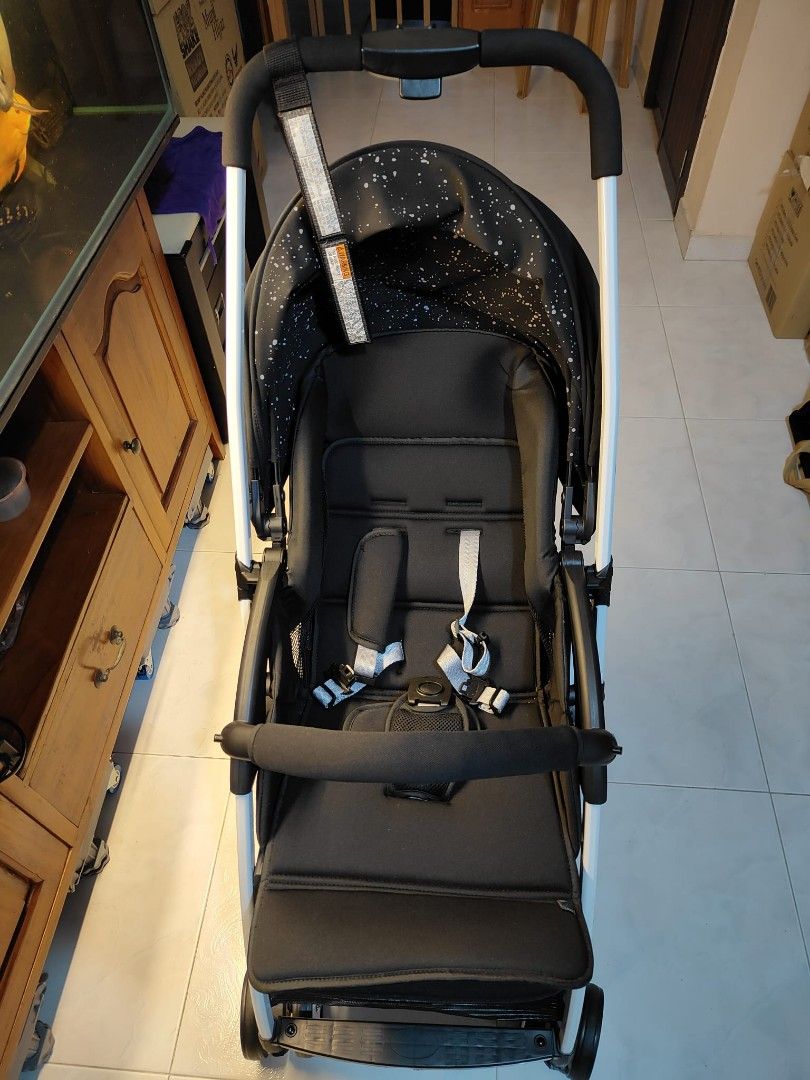 Safety First NOMI Stroller