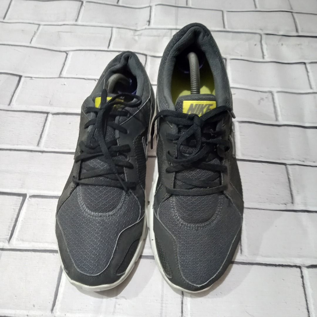 Sepatu NIKE LUNARGLIDE 2 size 44 Fesyen Pria Sepatu Sneakers di Carousell