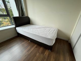 (Category: ) located in . Submitted by harrysing (Listing ID 1282925456, Image 1). Description: .