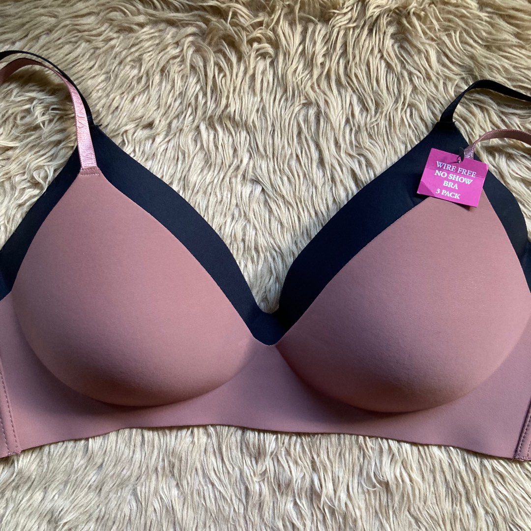 SUPER SALE! VINCE CAMUTO Wire-free seamless bra black and nude