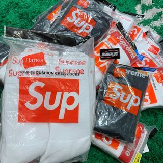 Supreme x Hanes Boxer Shorts and Crew Socks Pack