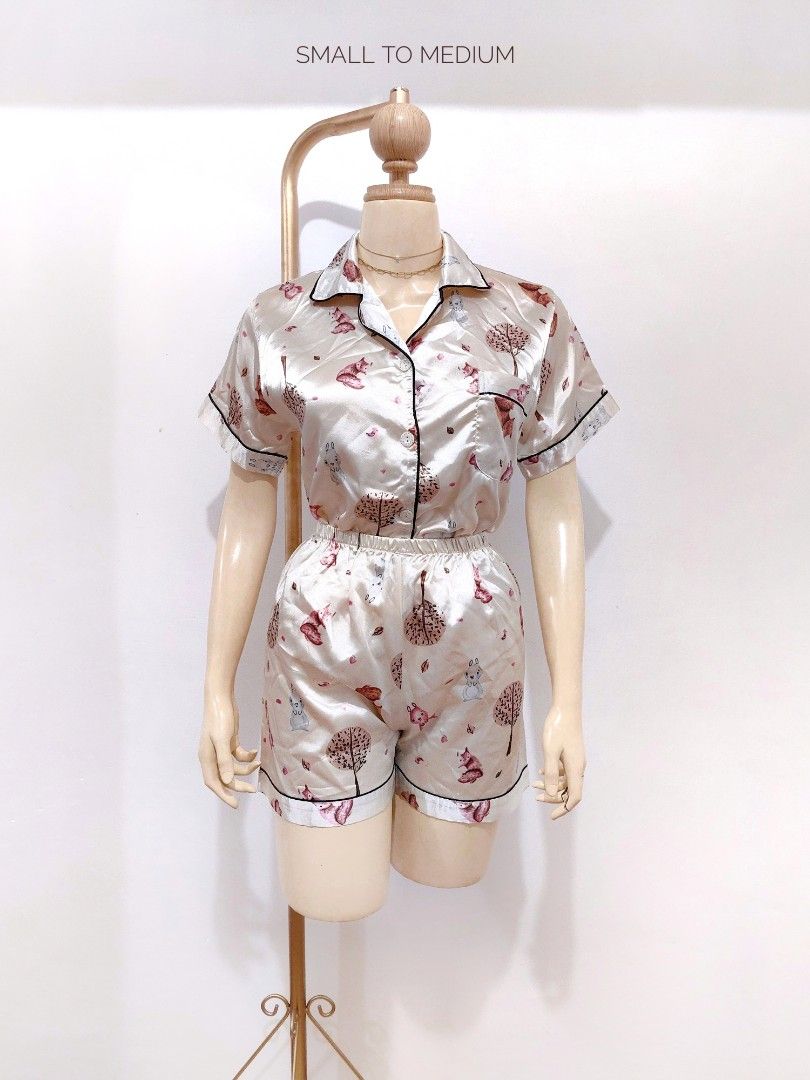 UKAY: Laura Ashley Top L/S Sleepwear XL, Women's Fashion, Undergarments &  Loungewear on Carousell