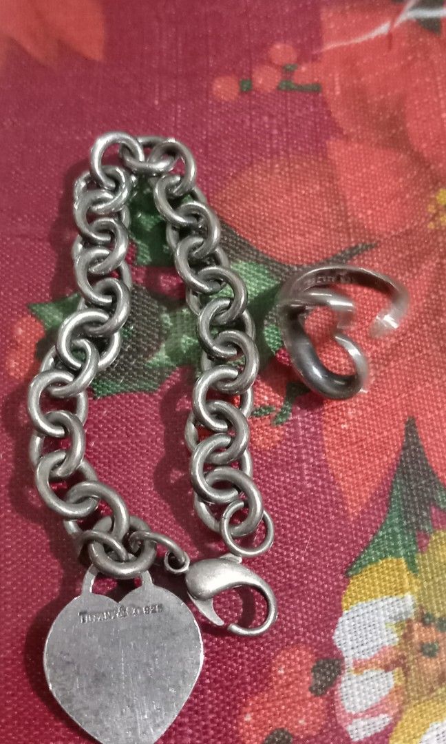 Tifanny&co 925 bracelet, ring & pendant (Category: Other Accessories) located in Santa Rosa. Submitted by jhing20 (Listing ID 1282890724, Image 1). Description: .