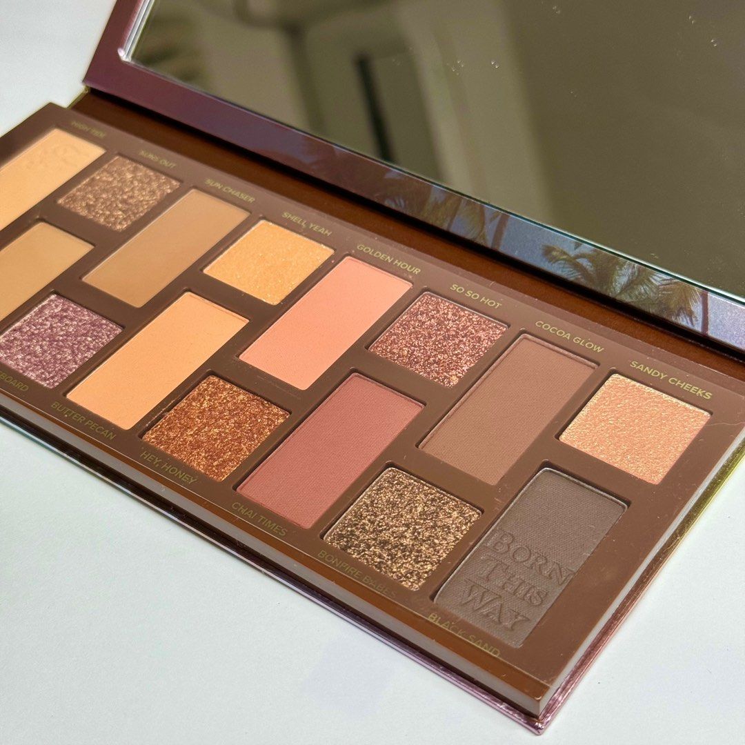 Too Faced Born This Way Sunset Stripped Eyeshadow Palette (Category: Makeup) located in Santa Maria. Submitted by grave.ty (Listing ID 1282984082, Image 2). Description: Too Faced Born This Way Perfect 16 color-eyeshadows Super love all the shades 🥹🫶❤️ No more haggling please or I'll just use this kung ayaw n'yo 🤣 Super nice talaga 😭 Authentic 💯 Complete with box See photos for more details 💌Message for orders Shipping via Flash Express ₱60