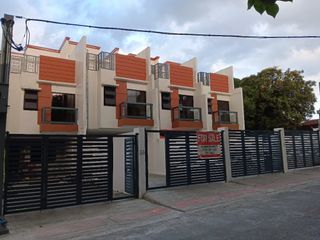Townhouse for sale in Tandang Sora Quezon City - Near UP/Ateneo