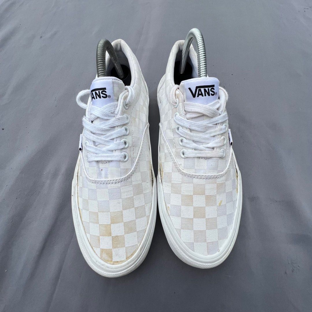 Checkered laced vans clearance