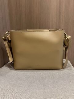 (Category: ) located in . Submitted by pinkybrownie (Listing ID 1282905808, Image 1). Description: .