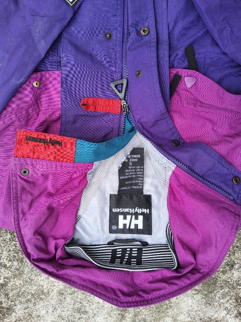 Vintage 90 s Helly Hansen Equipe Jacket w hood Men s Fashion Coats Jackets and Outerwear on Carousell