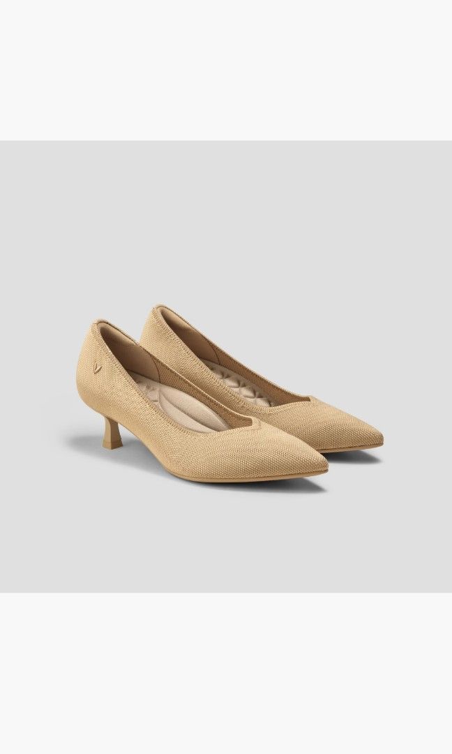 Vivaia Pointed Toe Kitten Heels Scarlett In nude peach Women s