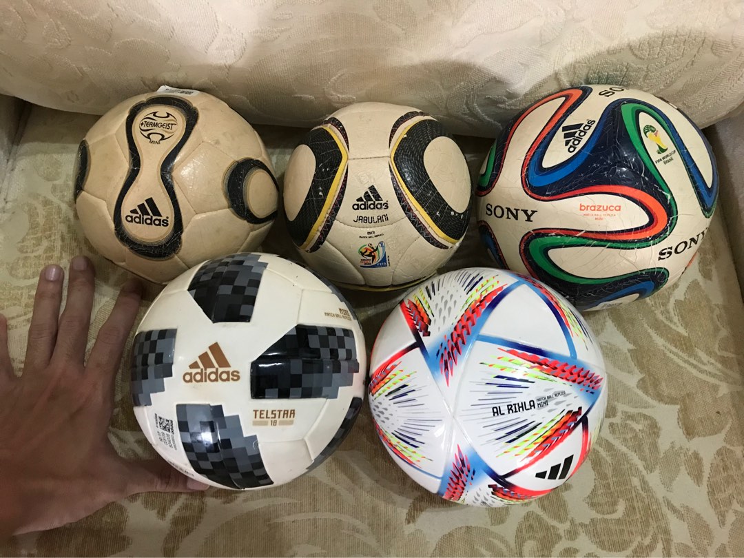 Adidas Brazuca FIFA World Cup Brazil 2014 Official Match ball, Sports  Equipment, Sports & Games, Racket & Ball Sports on Carousell