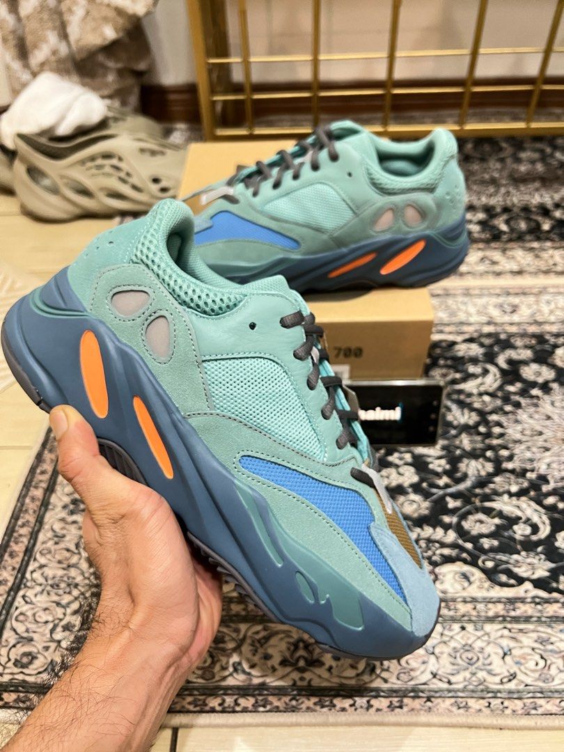 Wts shop yeezy 700