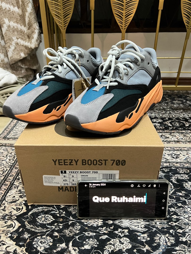 Wts yeezy top 700