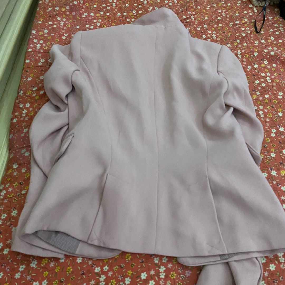 Zara baby pink blazer coat (Category: Coats, Jackets and Outerwear) located in Las Pinas. Submitted by ubreadshop (Listing ID 1282874193, Image 3). Description: very nice quality For xs or small MOP: Gcash / COD Shipping: sh0pee checkout JnT or Gogo Xpress COD Available thru sh0pe3 checkout with +5% Transaction Fee.