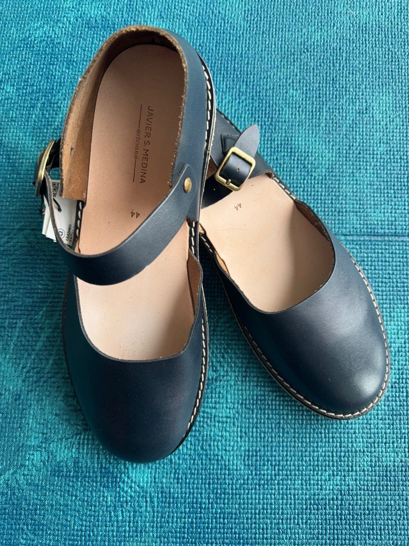 Mens blue leather casual hotsell shoes