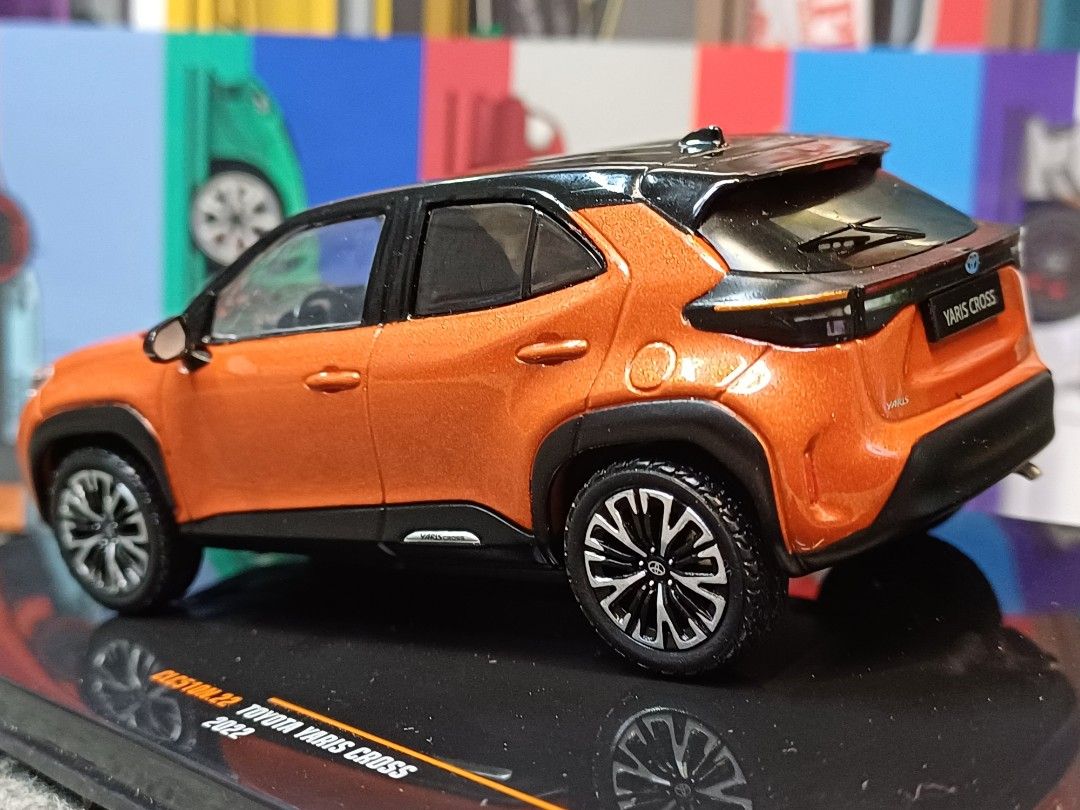 TOYOTA YARIS CROSS 2022 ミニカー 楽天市場】トヨタ特注 1/30 トヨタ ヤリスクロスミニカー ＜1L0