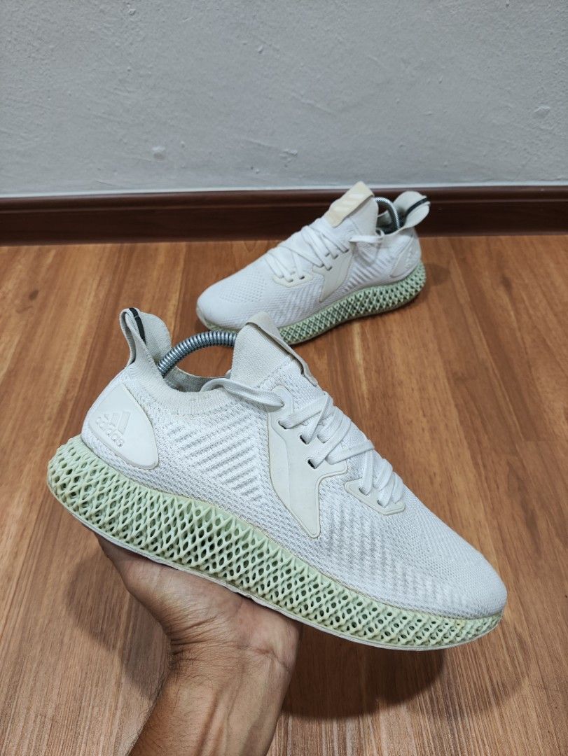 Adidas alphaedge 4d deals vs ultra boost