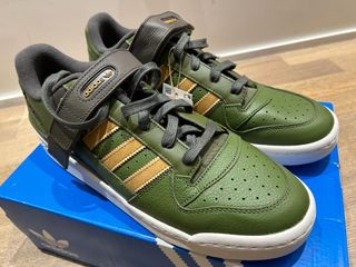 （分類：）位於 。 由 LargeShoesCollector 提交（商品編號 1283255352，圖片 1）。簡介： 。